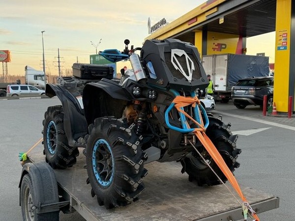 ���������� ����� �� BRP (���) Can-Am Renegade 1000 � �������