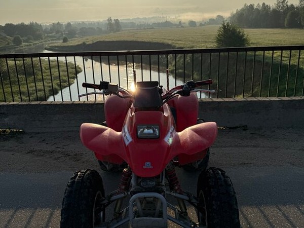 ���������� ����� �� Honda (�����) TRX 250 � �������