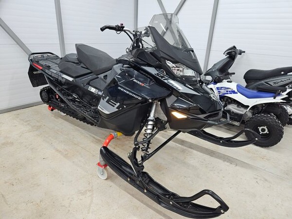 ���������� ����� �� BRP (���) Ski-Doo MXZ Renegade X 600 � �������