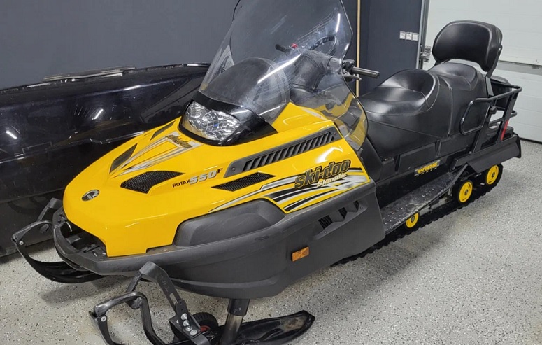 ���������� ����� �� BRP (���) Ski-Doo Skandic 550 � �������