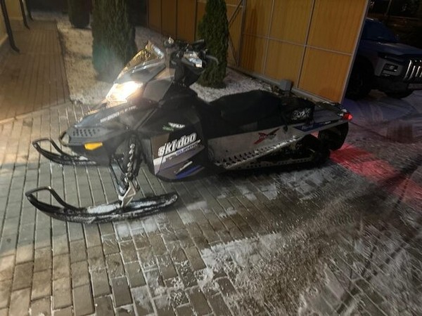 ���������� ����� �� BRP (���) Ski-Doo Summit 700 � �������