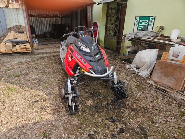 ���������� ����� �� Polaris (�������) 600 Voyageur 144 � �������