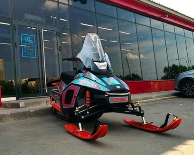 ���������� ����� �� Sharmax  SN-550 � �������