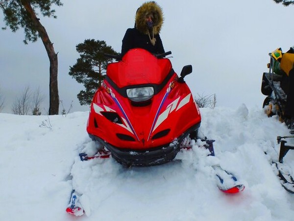 ���������� ����� �� Yamaha (�����) SRX700 � �������