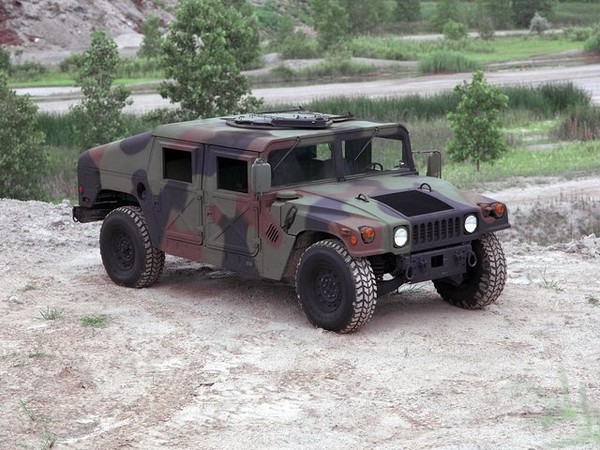 ����������� ���� �� AM General HMMWV (Humvee) (�� ������� ����� (������)) � �������