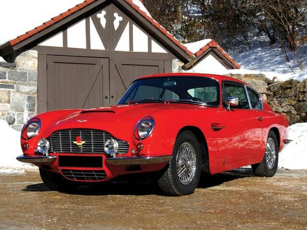 ����������� ���� �� Aston Martin DB6 (����� ������ ��6) � �������