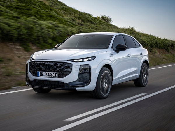 ����������� ���� �� Audi Q3 Sportback (���� �� 3 ��������) � �������