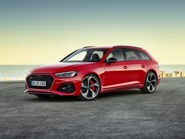 ����������� ���� �� Audi RS 4 (���� �� 4) � �������