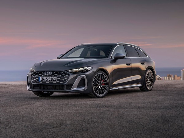 ����������� ���� �� Audi S5 (���� � 5) � �������