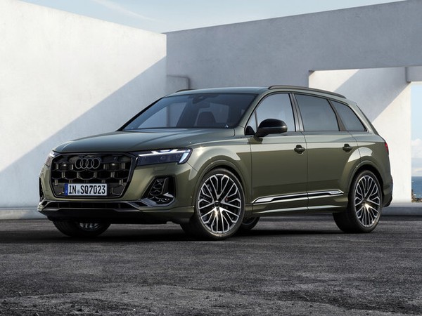����������� ���� �� Audi SQ7 (���� � �� 7) � �������