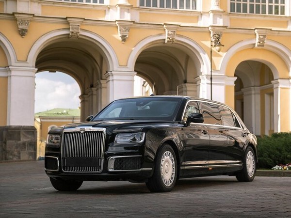 ����������� ���� �� Aurus Senat (����� �����) � �������