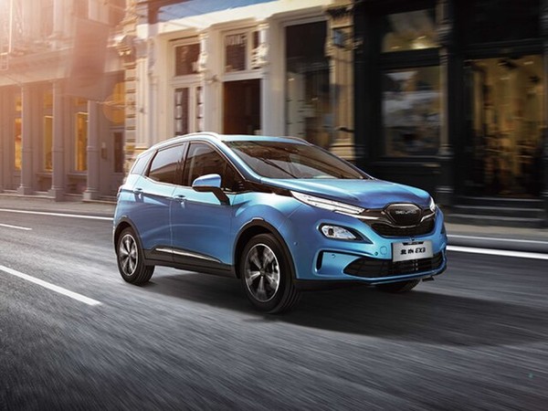 ����������� ���� �� BAIC EX3 (���� ����3) � �������