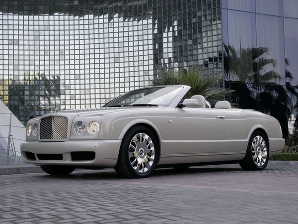 ����������� ���� �� Bentley Azure (������ �����) � �������