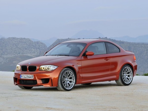 ����������� ���� �� BMW 1M (��� 1�) � �������