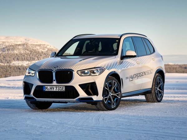 ����������� ���� �� BMW iX5 (��� �� ��� 5) � �������