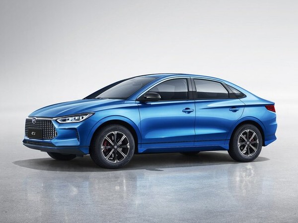 ����������� ���� �� BYD E3 (��� �3) � �������