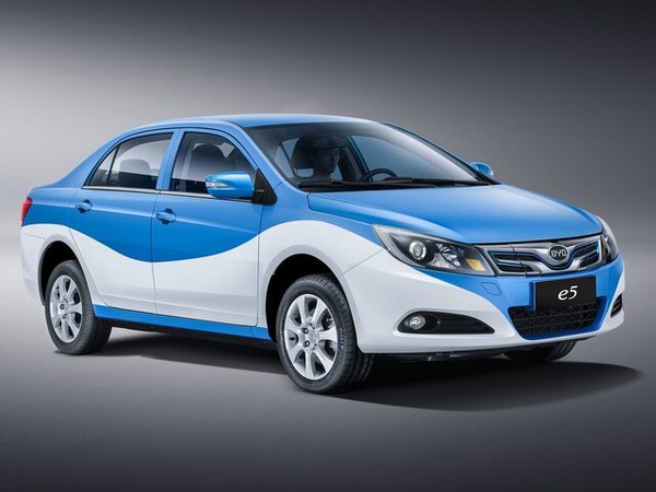 ����������� ���� �� BYD E5 (��� �5) � �������