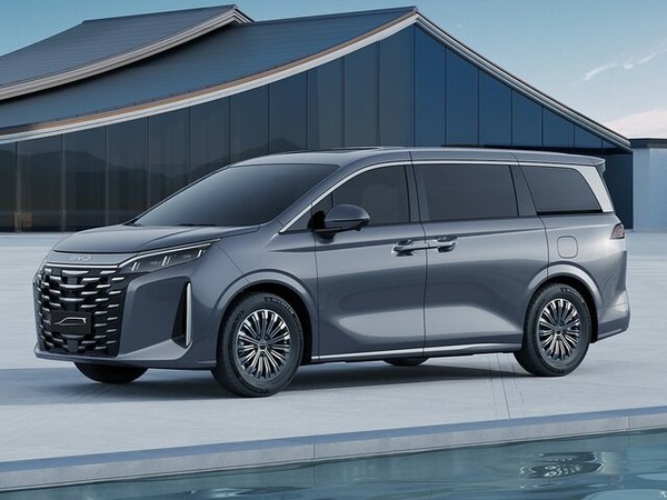 ����������� ���� �� BYD Xia (��� �����) � �������