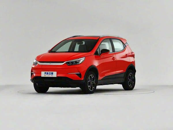 ����������� ���� �� BYD Yuan (��� ����) � �������