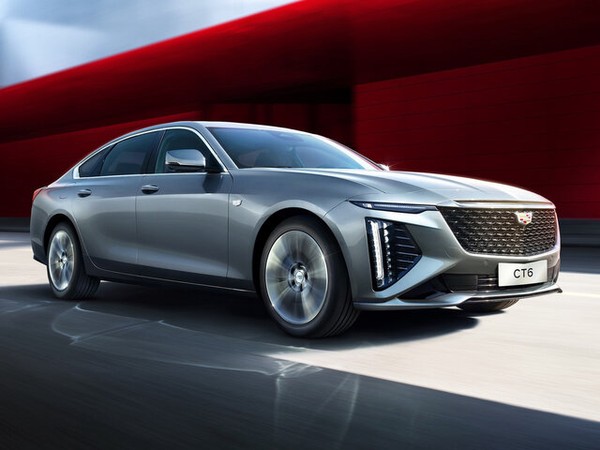 ����������� ���� �� Cadillac CT6 (�������� ��6) � �������