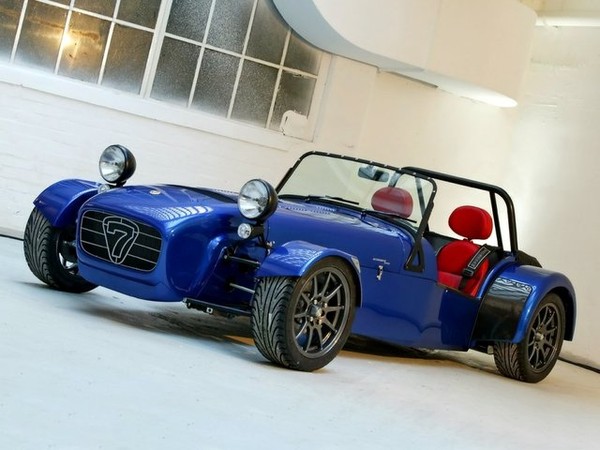 ����������� ���� �� Caterham CSR (�������� ���) � �������