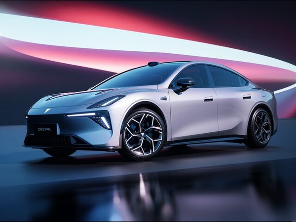 ����������� ���� �� Changan Deepal L06 (������ ������ �06) � �������