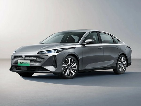 ����������� ���� �� Changan Eado (������ ����) � �������