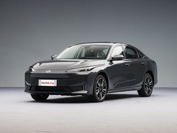 ����������� ���� �� Changan Qiyuan A05 (������ ������ �05) � �������