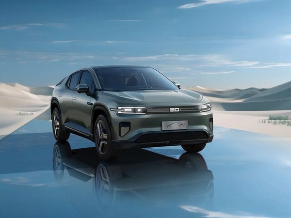 ����������� ���� �� Changan Qiyuan E07 (������ ������ �07) � �������