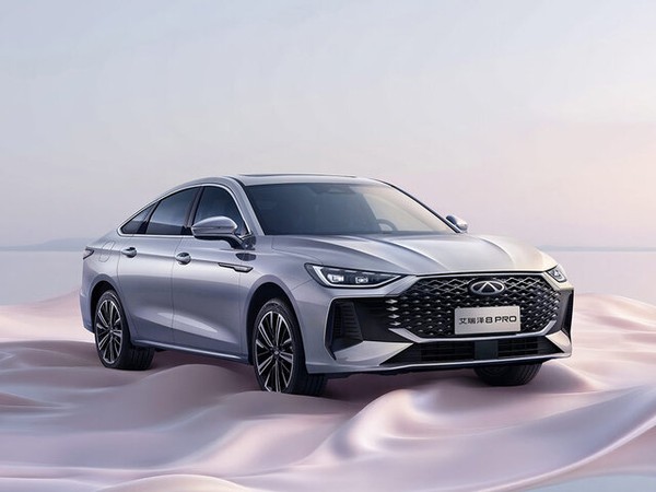 ����������� ���� �� Chery Arrizo 8 Pro (���� ������ 8 ���) � �������