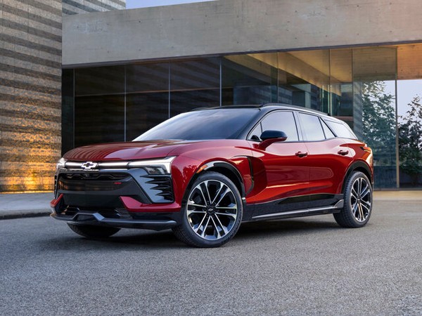 ����������� ���� �� Chevrolet Blazer EV (������� ������ ��) � �������