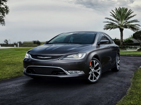 ����������� ���� �� Chrysler 200 (�������� 200) � �������
