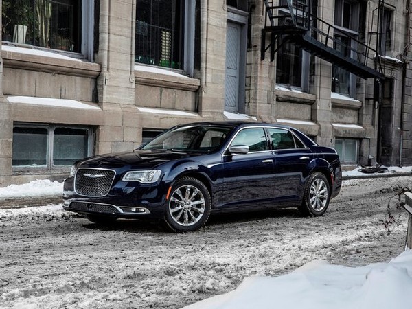 ����������� ���� �� Chrysler 300C (�������� 300�) � �������