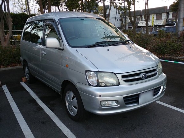 ����������� ���� �� Daihatsu Delta Wagon (�������� ������ �����) � �������