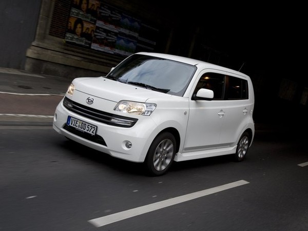 ����������� ���� �� Daihatsu Materia (�������� �������) � �������