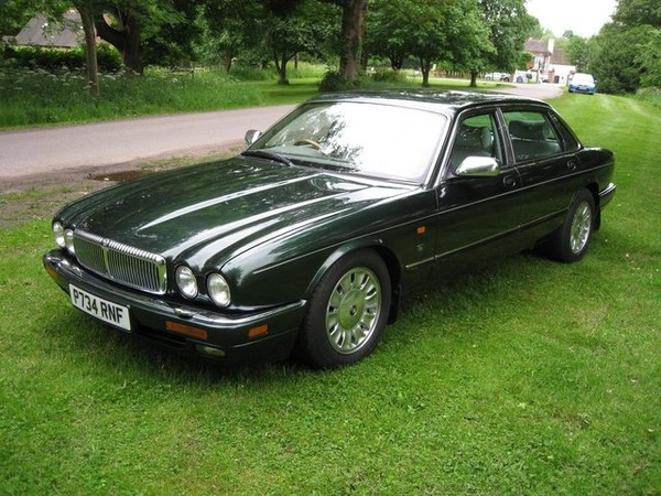 ����������� ���� �� Daimler X300 (������� ��300) � �������