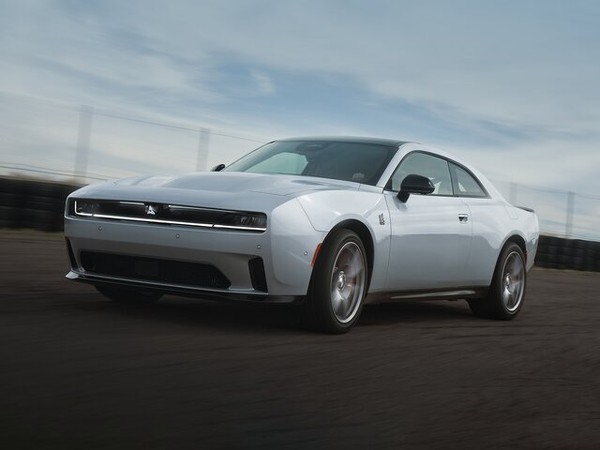 ����������� ���� �� Dodge Charger (���� �������) � �������