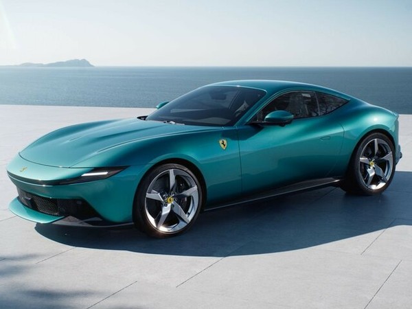 ����������� ���� �� Ferrari Amalfi (������� ������) � �������