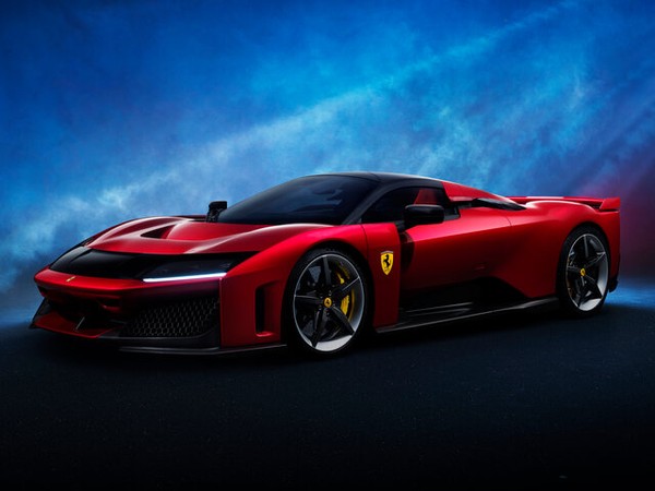 ����������� ���� �� Ferrari F80 (������� �80) � �������