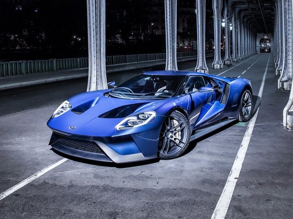 ����������� ���� �� Ford GT (���� ��) � �������