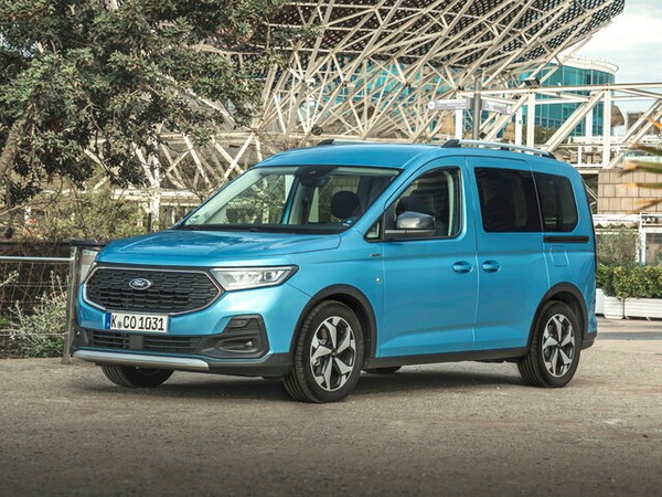 ����������� ���� �� Ford Tourneo Connect (���� ������ �������) � �������