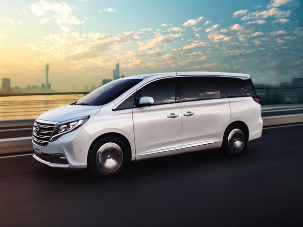 ����������� ���� �� GAC Trumpchi GM8 (��� ������� ��8) � �������