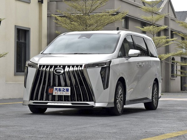 ����������� ���� �� GAC Trumpchi M8 (��� ������� �8) � �������