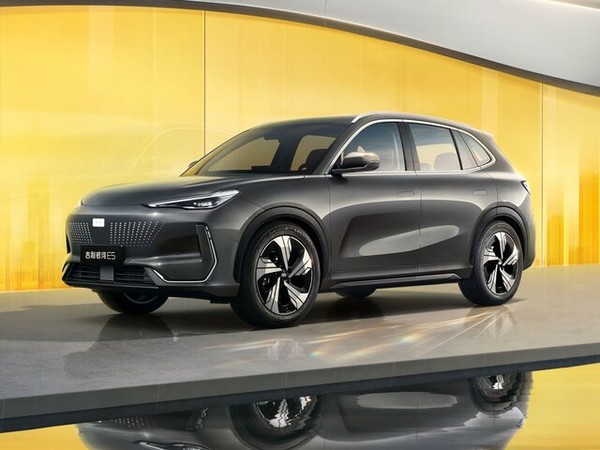 ����������� ���� �� Geely Galaxy E5 (����� ������� �5) � �������