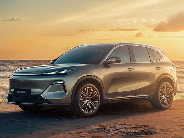 ����������� ���� �� Geely Galaxy Starship 7 (����� ������� �������� 7) � �������