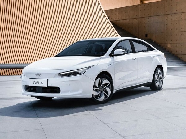 ����������� ���� �� Geely Geometry A (����� �������� �) � �������