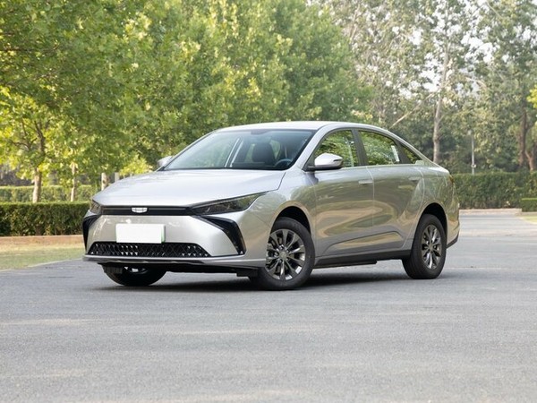 ����������� ���� �� Geely Geometry G6 (����� �������� �6) � �������