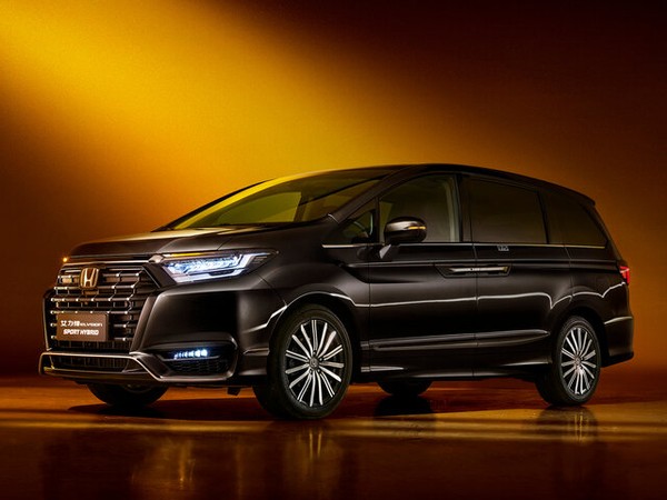 ����������� ���� �� Honda Elysion (����� �������) � �������