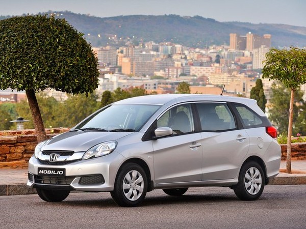 ����������� ���� �� Honda Mobilio (����� ������) � �������