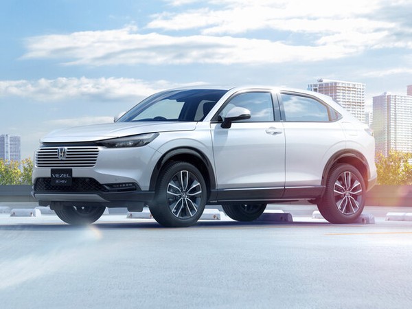 ����������� ���� �� Honda Vezel (����� �����) � �������